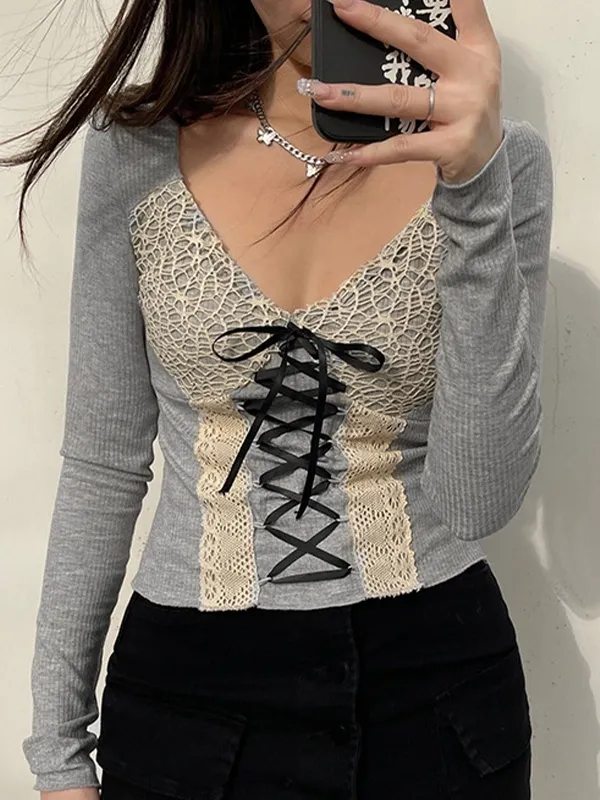 Tejido de punto de manga larga con correa de patchwork de encaje con cuello en V