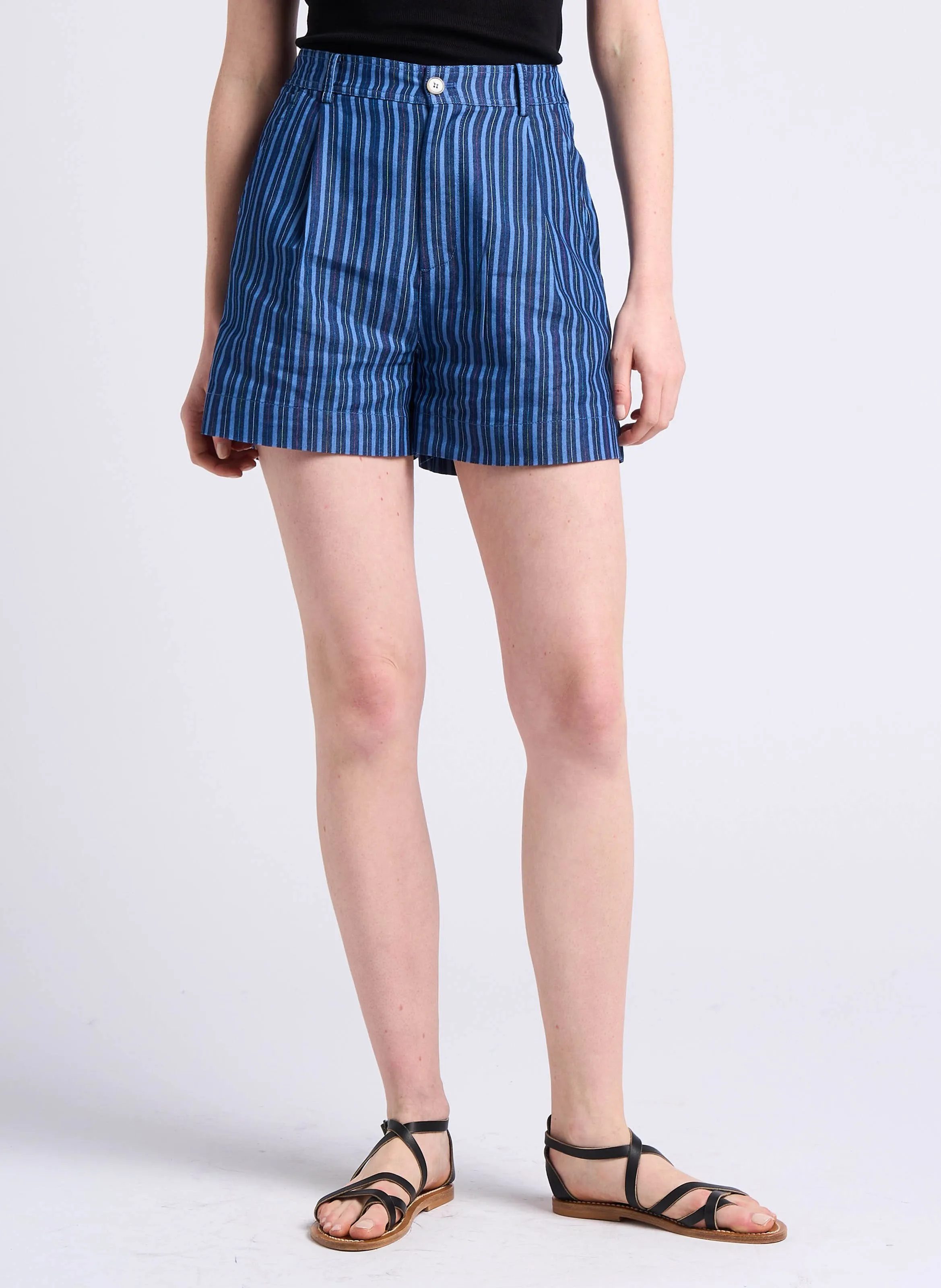 THE KORNER Short recto de mezcla de algodón a rayas de talle alto en azul