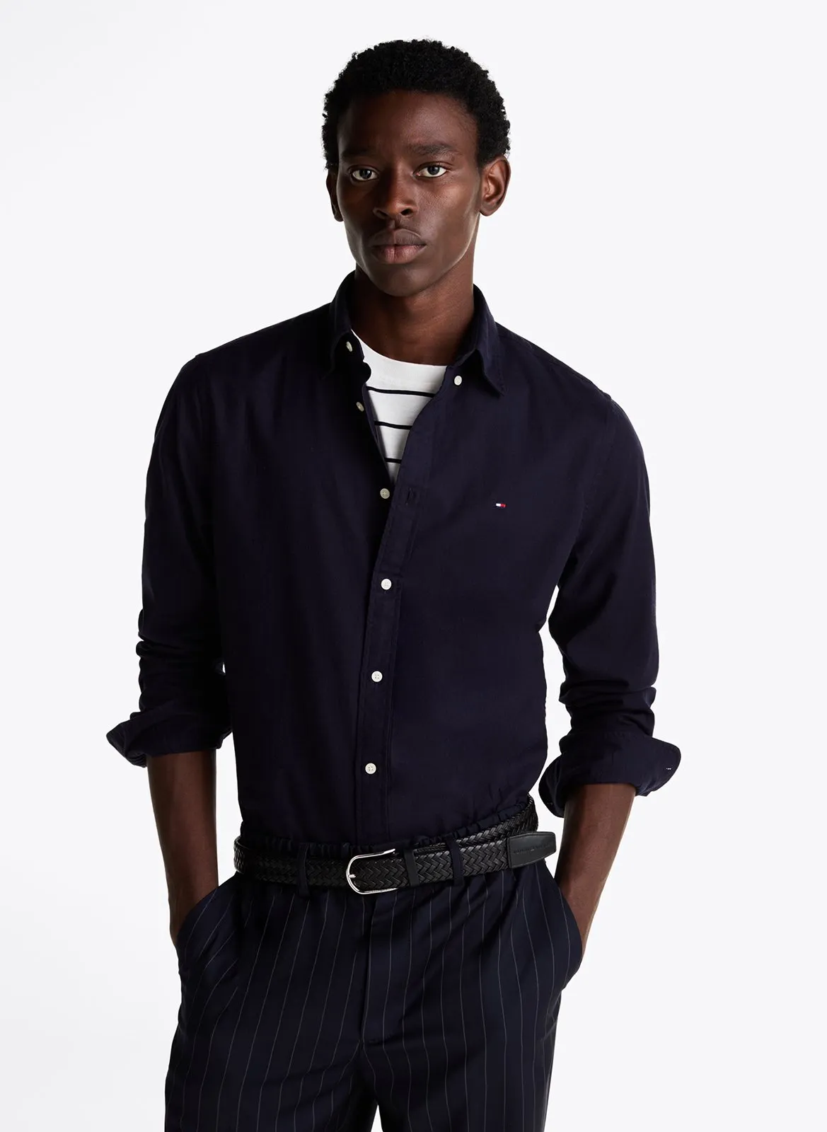 TOMMY HILFIGER Camisa de mezcla de algodón orgánico con cuello clásico en azul