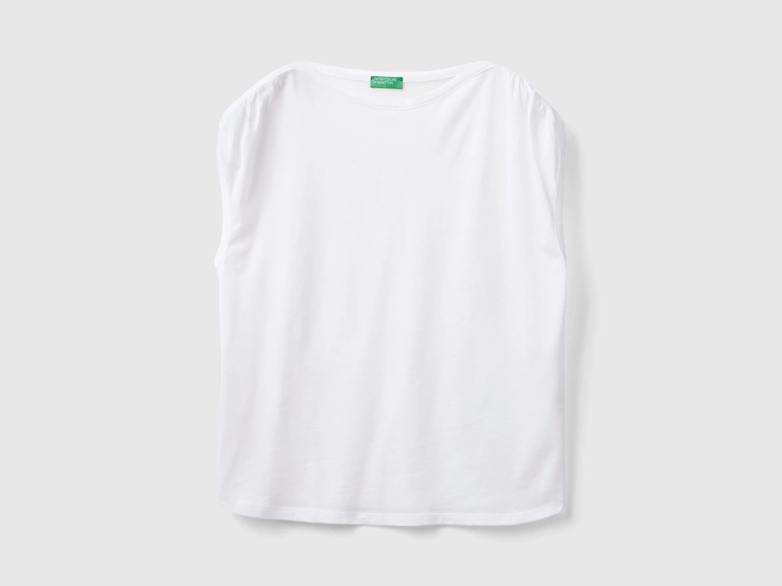 Top regular fit de cuello redono