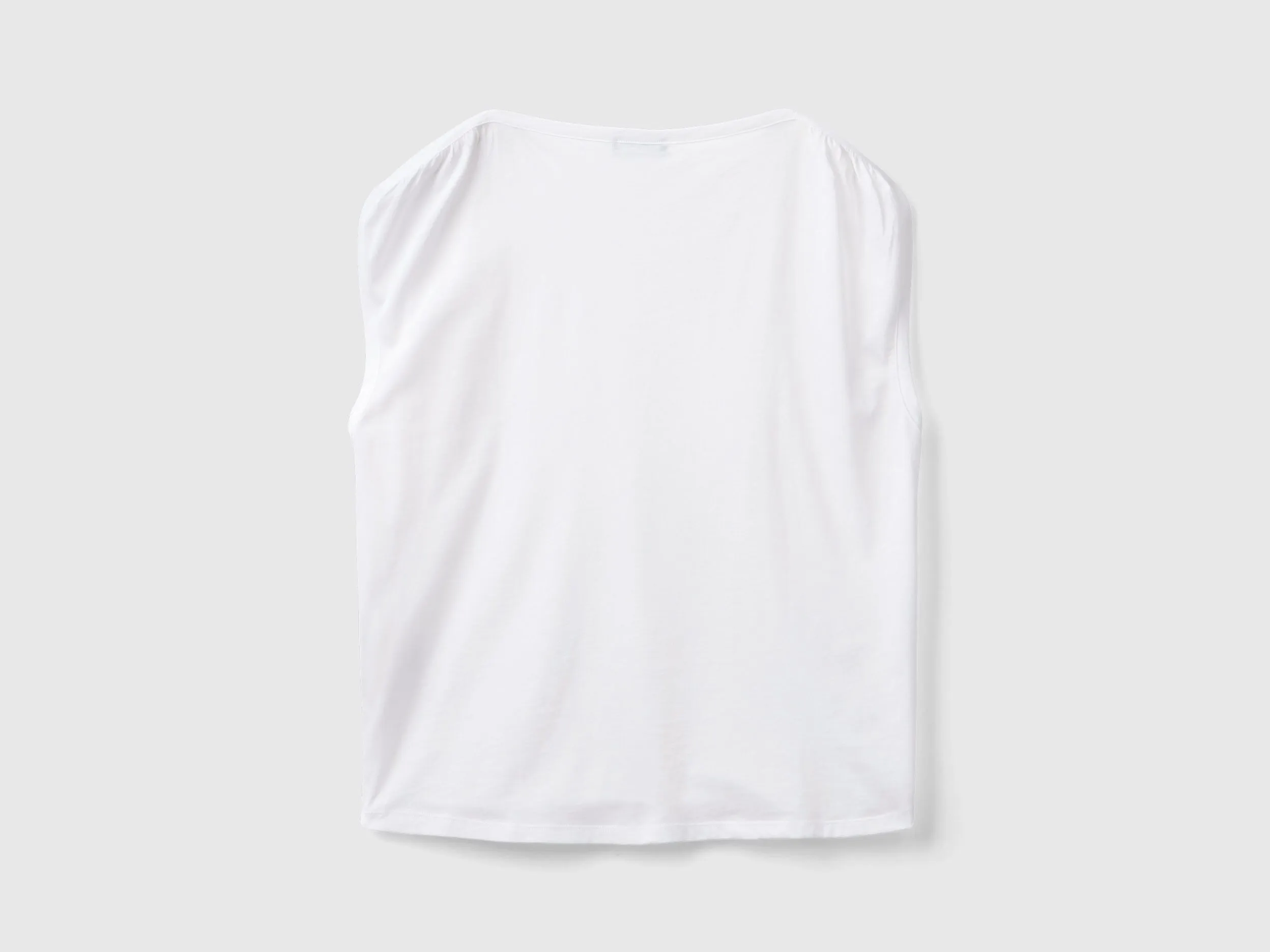 Top regular fit de cuello redono