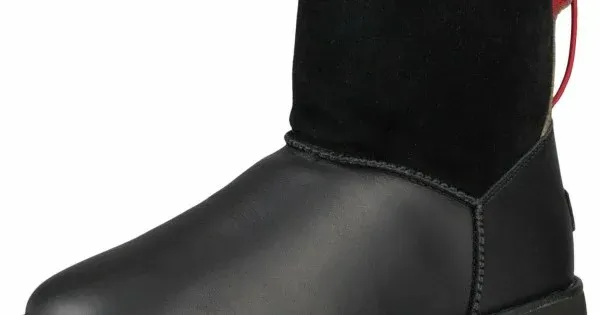 UGG  M CLASSIC TOGGLE WATERPROOF 1017229 BLACK