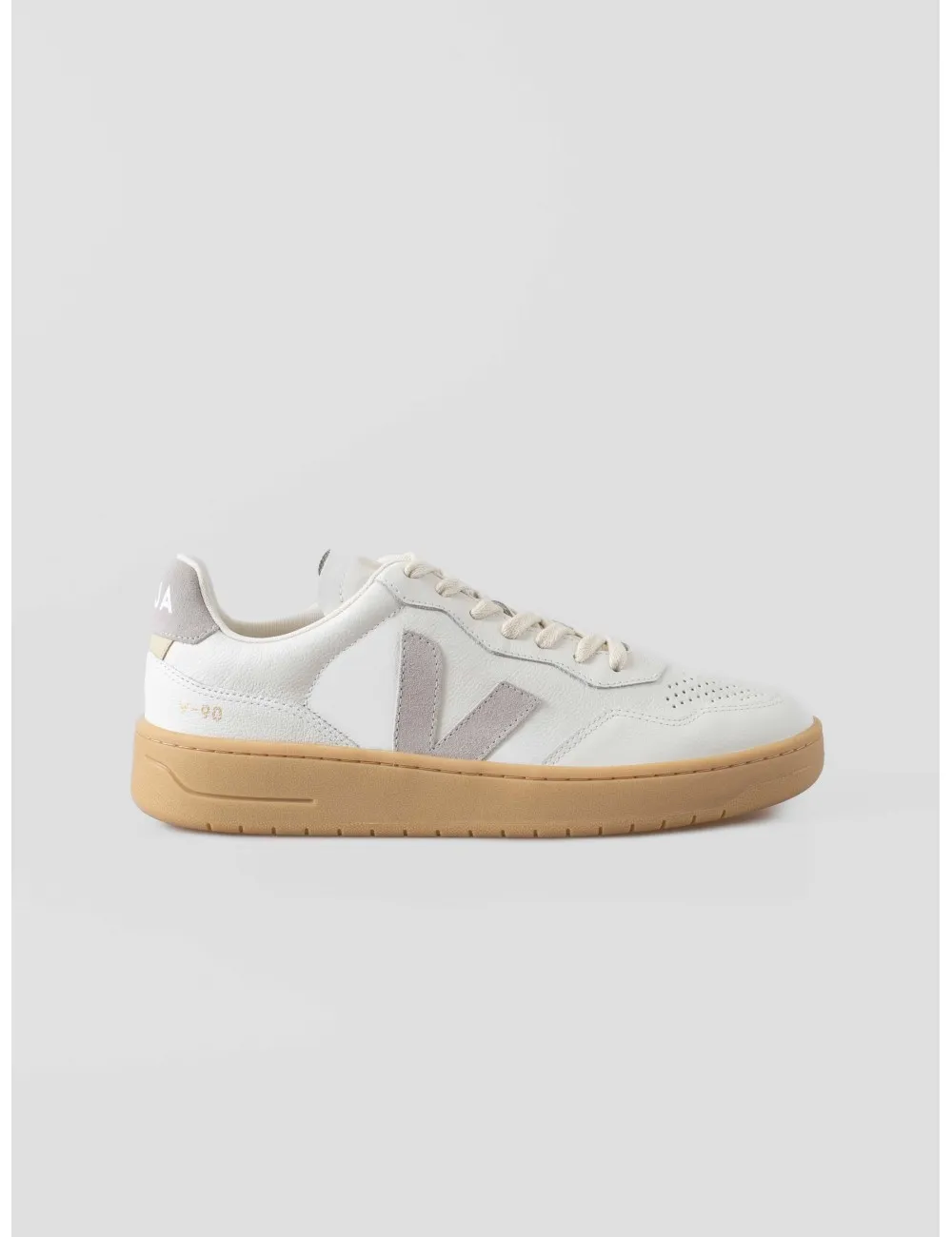 VEJA V90 O.T LEATHER