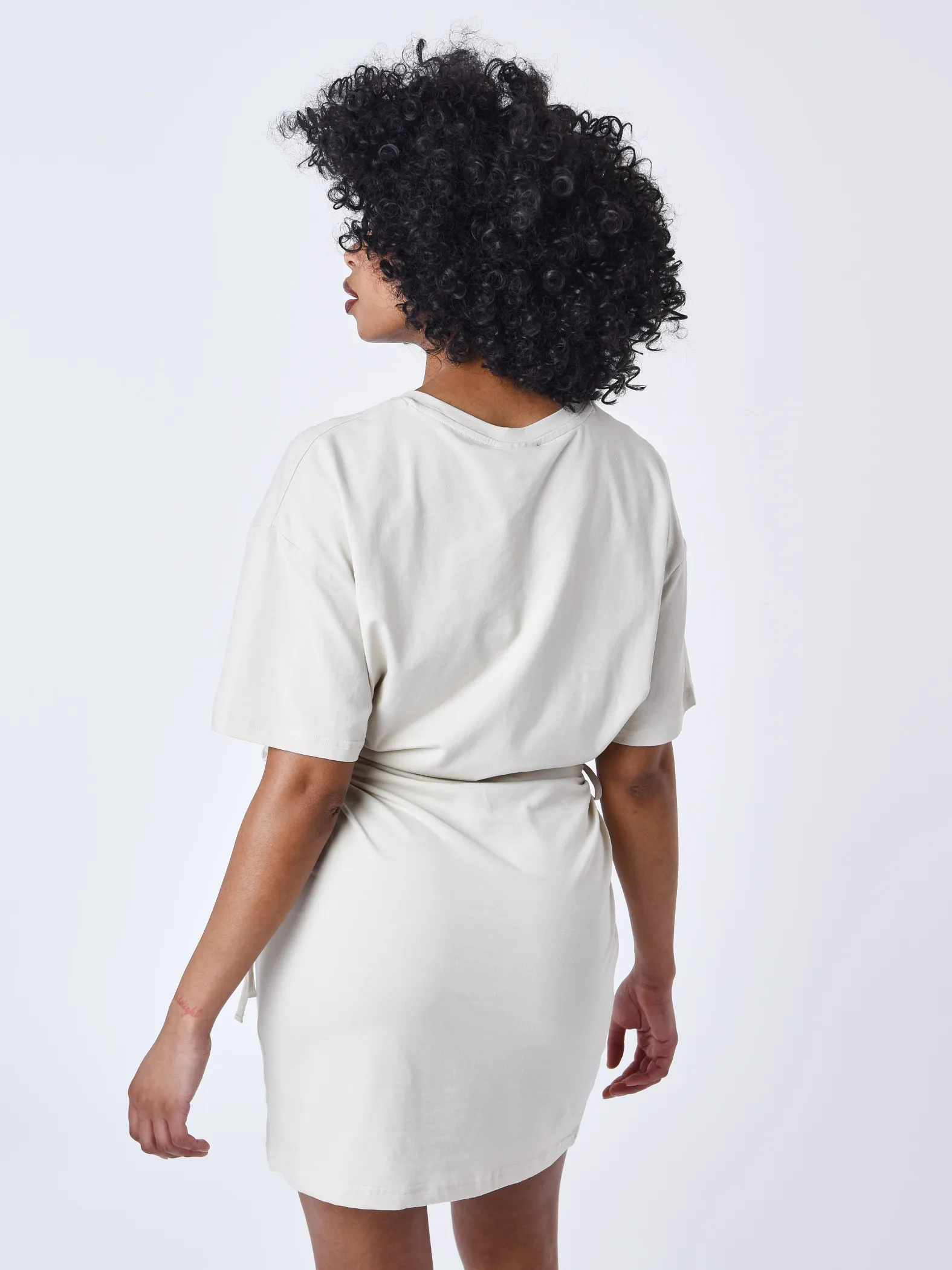 Vestido con cordón