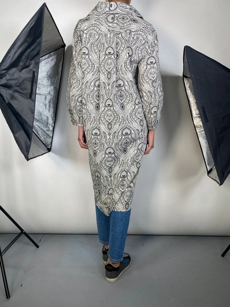 ZARA Bluson Estampado Blanco Y Negro
