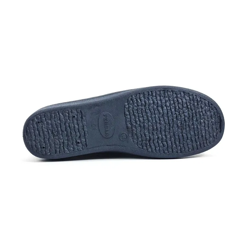 Zuecos Sanitarios Hombre Piel Perforada Cierre Velcro Anatómicos 293 Marino, de Percla